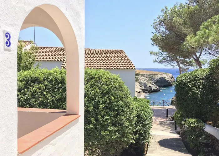 Islanders Cala en Forcat