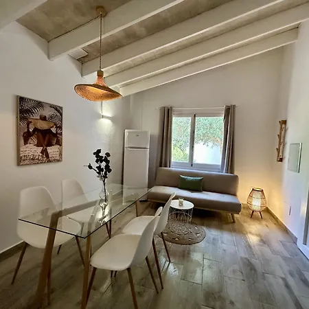 Islanders Cala en Forcat